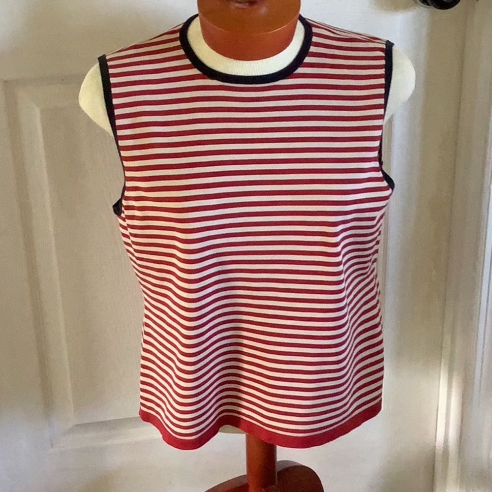 Liz Claiborne collection sleeveless top